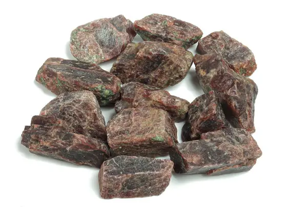 Raw Garnet Stone – Rough Crystal Stone - Gemstone - Crystal – Healing Stone – Ra1065