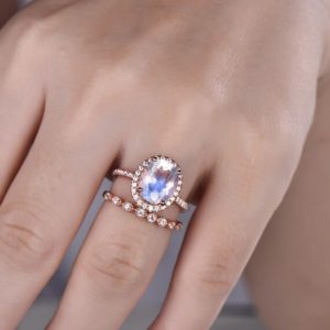 Oval Moonstone Engagement Ring, Rose Gold Moonstone Bridal Set, Moonstone Stacking Band, Moonstone Ring, Promise Ring, Statement Ring | Natural genuine Gemstone rings, simple unique alternative gemstone engagement rings. #rings #jewelry #bridal #wedding #jewelryaccessories #engagementrings #weddingideas #affiliate #ad