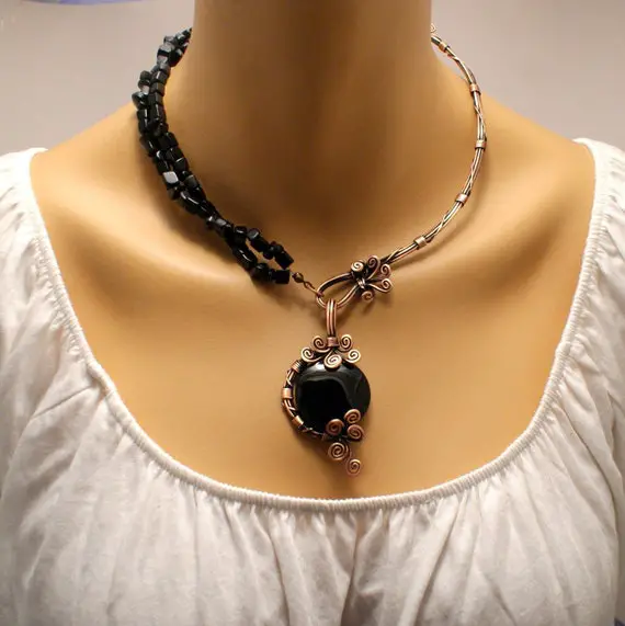 Black Onyx Necklace, Copper Gemstone Necklace, Black Gemstone Rustic Necklace, Copper Jewelry, Crystal Necklace, Wire Wrapped Jewelry