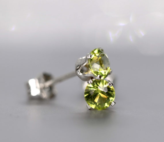 Peridot Stud Earrings, August Birthstone Gift, Green Earrings, 3mm 4mm 5mm Ear Studs, Stone For Confidence And Prosperity, Anniversary Gift