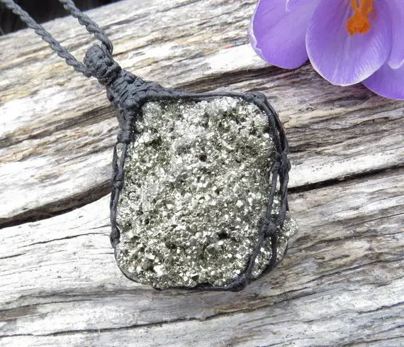 Twinkling Pyrite Druzy Crystal Healing Necklace, Pyrite Crystal Jewelry, Self Care Gift Ideas, Gold Jewelry, Macrame Necklace, Raw Pyrite