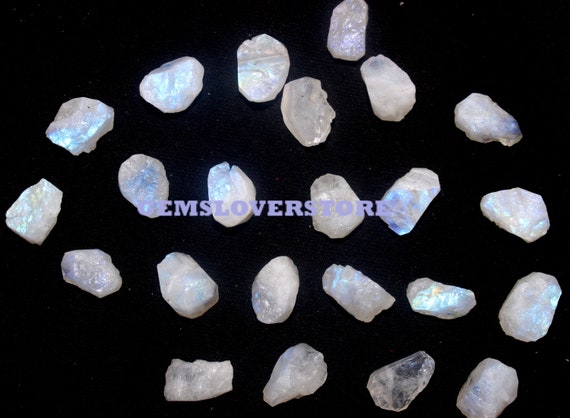 Beautiful 15 Pieces Natural Flashy Raw Size 12-14 Mm Rainbow Raw Rough ,untreated Wholesale Gems Rough Natural Rainbow Moonstone Flashy Raw
