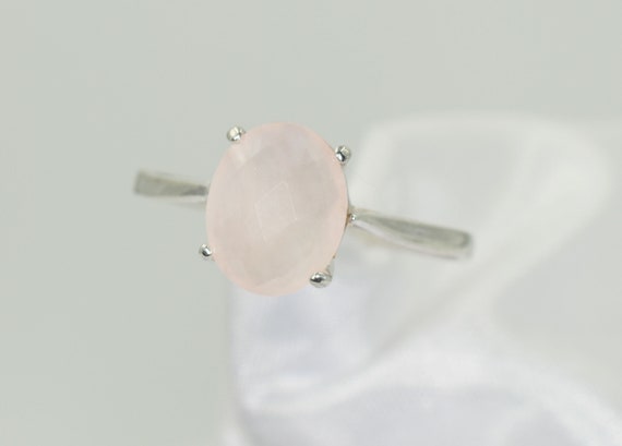 Rose Quartz Ring, Genuine Gemstone 10x8 Mm Checkerboard Faceted Oval, Something Pink. Love Gemstone. Set In 925 Sterling Silver Mounting