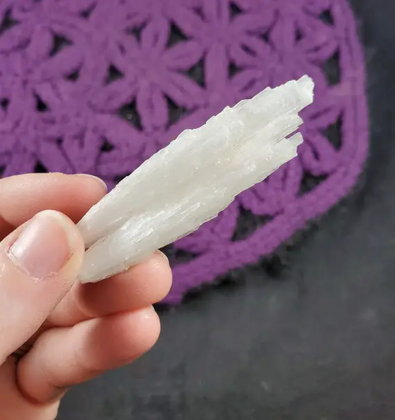 Raw Scolecite Fan Spray Cluster Rough Stone Crystal Rare Stones Crystals Natural White Unique India