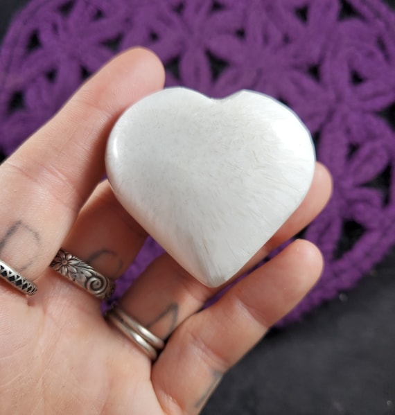 Scolecite Heart Crystal Polished Stones Palmstone Crystals Natural White Zeolite Unique India Heart Shaped Carving