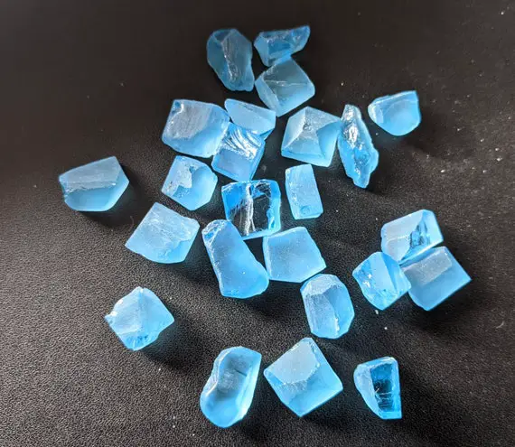 12-15mm Swiss Blue Topaz Rough Stones, Natural Raw Swiss Blue Topaz Gemstone Loose Rough Topaz Undrilled Stones (1pcs T0 5pcs Option)-dga99