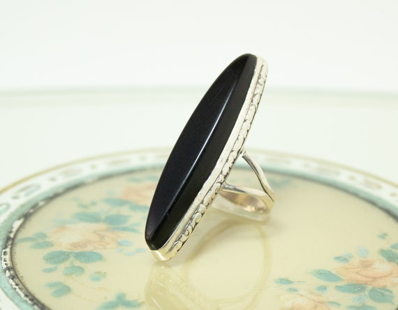 Sterling Silver Marquise Black Whitby Jet Ring Size 5 1/4 Circa 1970s
