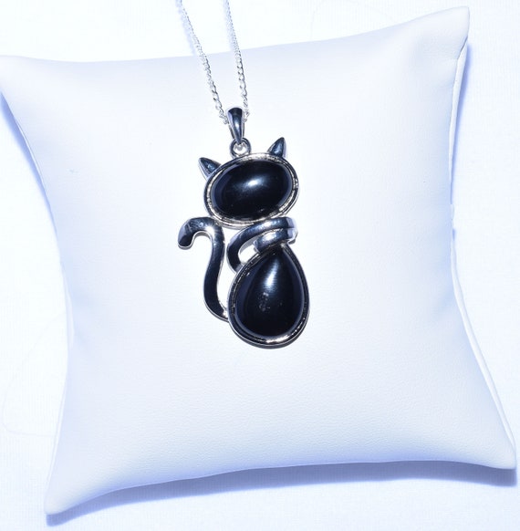 Black Onyx Necklace, Black Pendant Necklace, Cat Pendant Necklace, Cat Lover Necklace, Cat Lover Gift, Onyx Jewelry, Protection Necklace