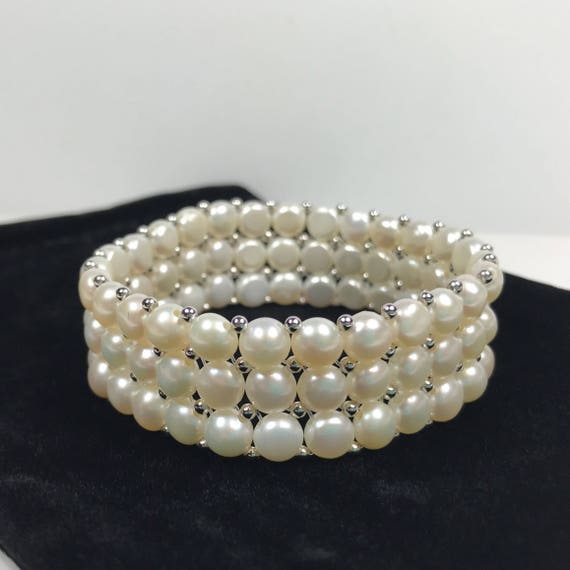 Beautiful 6mm Three Row Genuine Pearl Bracelet Sterling Silver Beading Stretch Bracelet Button Pearls June Jewelry Gift Mother Bridal