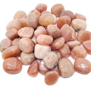 Shop Tumbled Rainbow Moonstone Crystals & Pocket Stones! Peach Moonstone Tumbled Stone – Orange Moonstone – Rainbow Moonstone – Moonstone Crystal – TU1169 | Natural genuine stones & crystals in various shapes & sizes. Buy raw cut, tumbled, or polished gemstones for making jewelry or crystal healing energy vibration raising reiki stones. #crystals #gemstones #crystalhealing #crystalsandgemstones #energyhealing #affiliate #ad