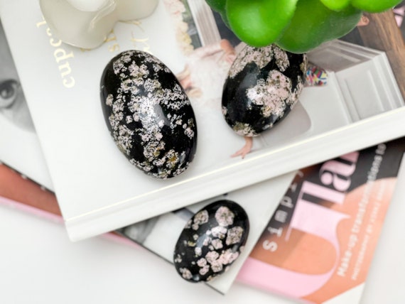 Healing Snowflake Obsidian Palm Stones - Natural Stress Relievers With Active Energy