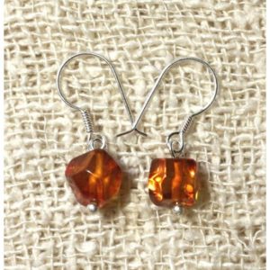 Shop Amber Earrings! Boucles oreilles Ambre Cognac Facettée et Argent 925 Ambre Orange / Bronze | Natural genuine Amber earrings. Buy crystal jewelry, handmade handcrafted artisan jewelry for women.  Unique handmade gift ideas. #jewelry #beadedearrings #beadedjewelry #gift #shopping #handmadejewelry #fashion #style #product #earrings #affiliate #ad