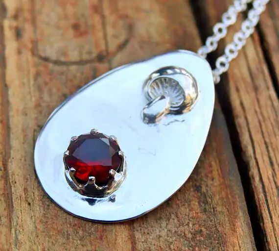 925 - Mushroom Red Garnet Necklace, Sterling Silver, Red Garnet Gemstone Pendant, Natural Stone, Mushroom Silver Necklace, Red Garnet Stone