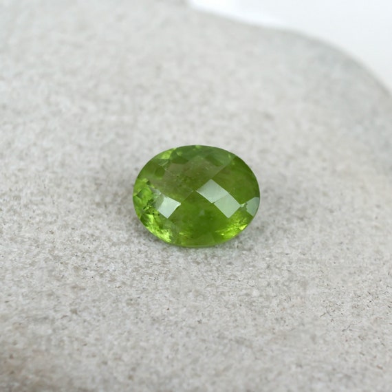 Natural Peridot Loose Gemstone From Pakistan, Oval Checkerboard Cut, 4.17ct, 9x11mm