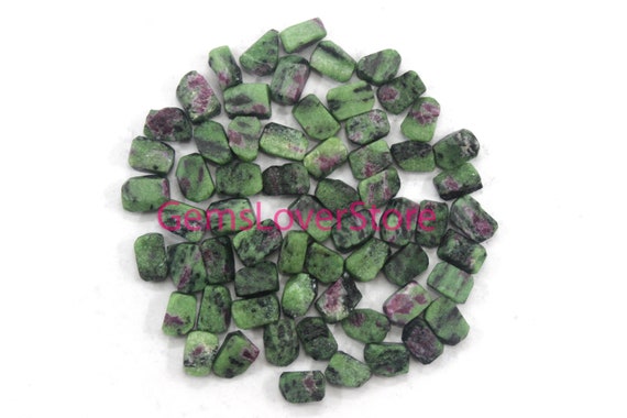 25 Pieces Green Crystal Loose Chunk Meditation Crystal Size 12-14 Mm Making Jewelry Natural Ruby Zoisite Gemstone Anyolite Rough Wholesale