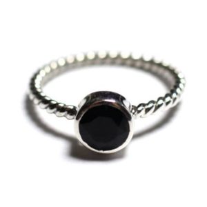 Shop Spinel Rings! N231 – Bague Argent 925 et Pierre – Spinelle noir 6mm Anneau torsade | Natural genuine Spinel rings, simple unique handcrafted gemstone rings. #rings #jewelry #shopping #gift #handmade #fashion #style #affiliate #ad