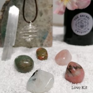 Shop Crystal Healing Kits! Love Crystal Healing Kit, Crystal Gift, Crystal Gift Set, Crystal Kits, Self Love Crystals, Wellbeing Gifts, Heart Chakra Crystals | Shop jewelry making and beading supplies, tools & findings for DIY jewelry making and crafts. #jewelrymaking #diyjewelry #jewelrycrafts #jewelrysupplies #beading #affiliate #ad