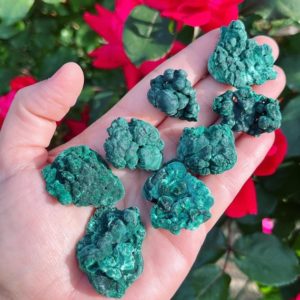 Silky Bubbly Velvet Cat’s Eye Malachite Thumbnail Raw Minerals | Natural genuine stones & crystals in various shapes & sizes. Buy raw cut, tumbled, or polished gemstones for making jewelry or crystal healing energy vibration raising reiki stones. #crystals #gemstones #crystalhealing #crystalsandgemstones #energyhealing #affiliate #ad