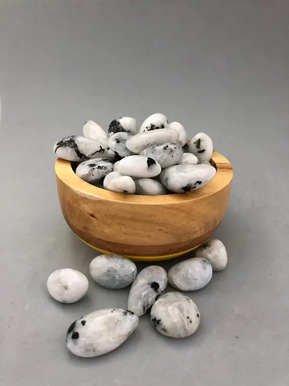 White Moonstone Tumbled Pieces (pack Of 3) Crystal Magic Spell Jars Crystal Grid Supply Divine Feminine Pocket Stone Witch Magic Crystal