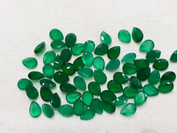 20 Pcs,  Natural Green Onyx Faceted Pear Shape, Size 7x5mm