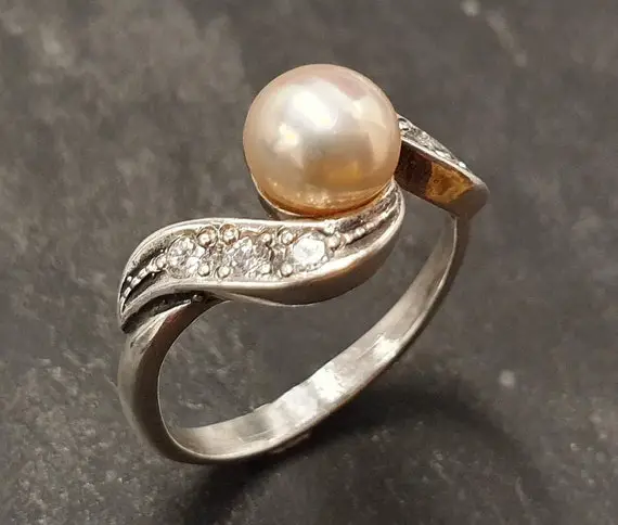 Pearl Ring, Natural Pearl, Peach Pearl Ring, June Birthstone, June Ring, Vintage Pearl Ring, Antique Pearl Ring, Solid Silver Ring, Pearl
