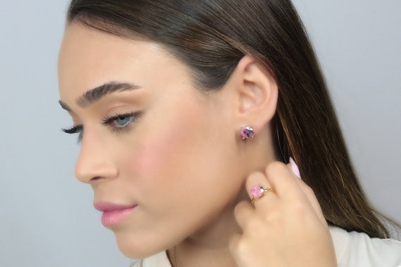 Round Cut Rhodonite Earrings · 24k Gold Earrings · 18 Karat Gold Stud Earrings · Pink Gemstone Earrings