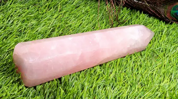 Pink Rose Quartz Pointed Faceted Healing Gemstone Pencil Rose Quartz Palm Stone Home Decor Large Rose Quartz Gemstone 722.50 Gram 8x1.93 In