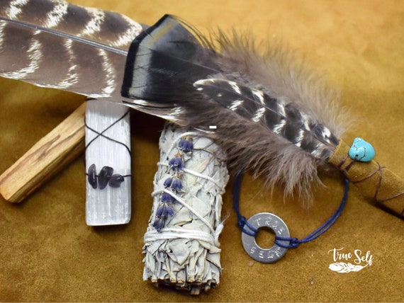 Sage Smudge Kit Bundle| White Sage Stick Selenite Palo Santo Large Smudge Feather | Energy Cleanse | Manifest | Meditation| Gift |true Self Sage Smudge Kit Bundle| White Sage Stick Selenite Palo Santo Large Smudge Feather | Energy Cleanse | Manifest | Meditation| Gift |true Self