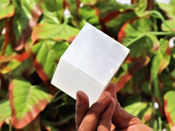 60mm White Selenite Crystal Cube Reiki Charged Healing Gemstone Chakra Balancing Meditation Anxiety Relief Spiritual Gothic Home Decor Gift