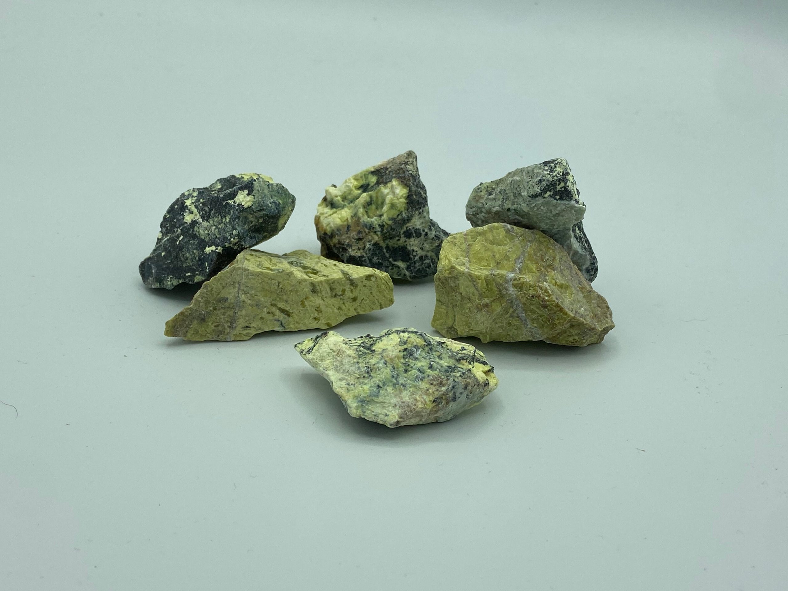 Serpentine, Raw Serpentine Formation, Rough Specimen Cluster, Mineral, Healing Crystals - Gems