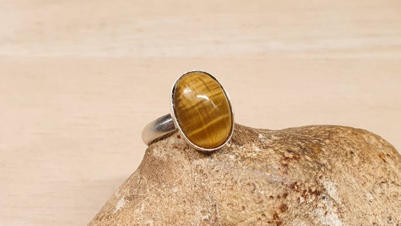 Tiger's Eye Ring. 925 Sterling Silver. Brown Reiki Jewelry. Capricorn Jewelry. Women's Adjustable Ring Uk. 14x10mm Stone