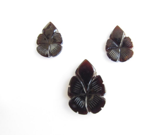 Natural Tourmaline Hand Carved Beads, Gemstone Carving, 3 Piece Set, Matched Pairs 18x14mm Focal Pendant 27x18mm Each, Sku-tc5