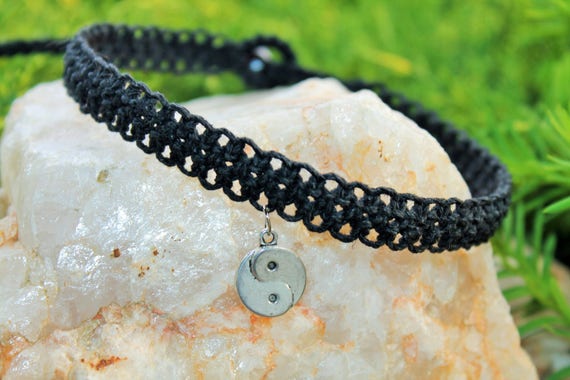 Handmade 90s Tattoo Choker Necklace, Black Choker, Hemp Necklace, Macrame, Yinyang, Hippie, 80s, Punk, Fashion, Hemp Jewelry