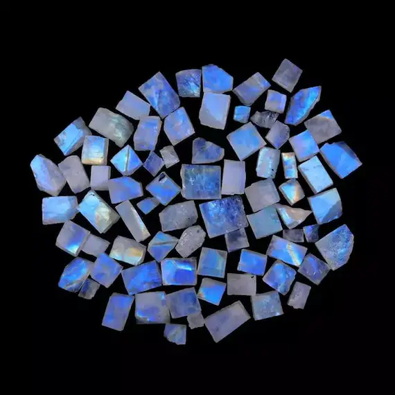 25 Pieces Aaa Rainbow Moonstone Raw 8-10 Mm,natural Rainbow Raw Gemstone,blue Raw Moonstone,raw Moonstone Bulk
