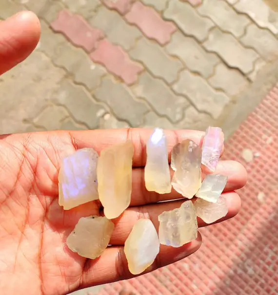 African Moonstone Crystal - Natural Rainbow Moonstone Raw Crystal Gemstone,wholesale Beautiful African Moonstone Crystal For Healing Purpose