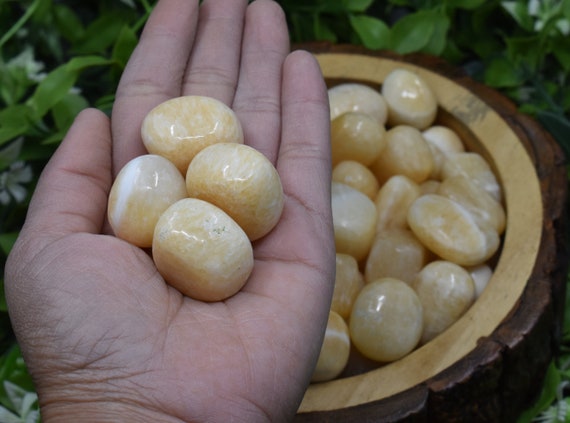 Aragonite Tumbled Stones, Healing Crystals Tumbled Stones In Pack Sizes Of 1,2,5, 100 Grams And 200 Grams