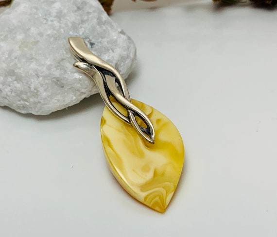 Baltic Amber Pendant,bernstein,amber Stone,yellow Amber Pendant,amber Necklace,silver Pendant Unique Amber Jewelry,unisex Amber Jewelrygift,