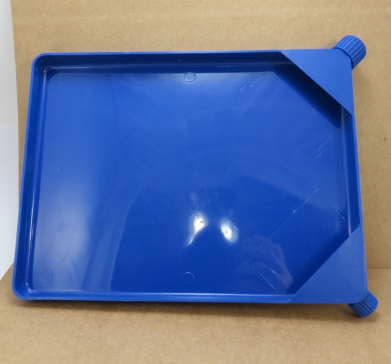 Beading Tray, Funnel Beading Tray, 8 1/2x6 1/4 Blue Plastic Bead Tray, Item 751m