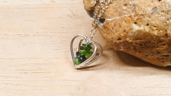 Chrome Diopside Pendant Necklace. 925 Sterling Silver Minimalist 3d Heart Crystal Reiki Jewelry Uk