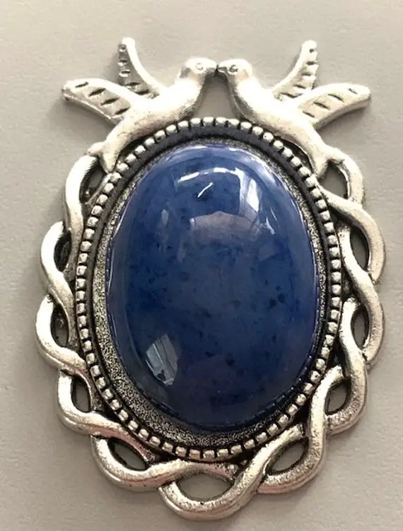 Dumortierite Oval Pendant With Silver Alloy Setting And Necklace, Item 892