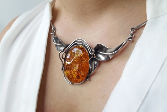 Exquisite Baltic Amber Necklace, Vintage Sterling Silver And Amber Necklace, Classic Oval Amber Pendant, One Of A Kind Amber Necklace