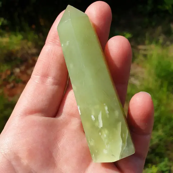 Green Jade Crystal Healing Quartz Stone Point Wand Reiki Energy Tower Polished