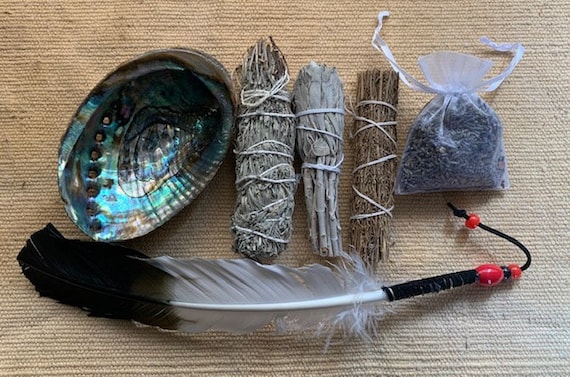 Lg Smudge Kit Tribal 7 Pcs W/dream Catcher