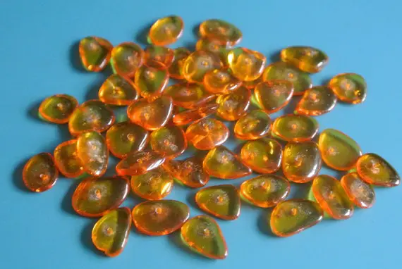 Lot Of 30 Vintage 1950s Rounded Translucent Light Goldbrown Real Natural Organic Baltic Amber Chip Beads For Your Jewelry Prodjects