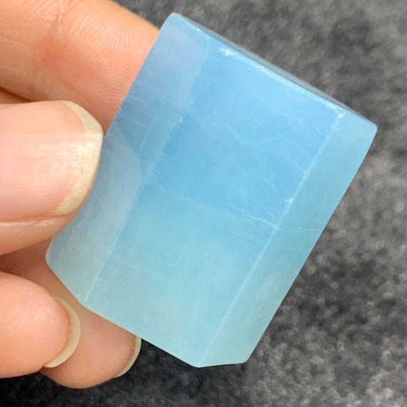 Natural Blue Aquamarine Wand Gemstone Crystal Specimen24gram