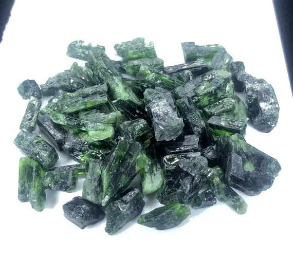 Natural Diopside Crystal, Raw Diopside, Green Diopside, Diopside Stone, Diopside Lot, Mineral Specimen, Diopside From Afghanistan - 50gram