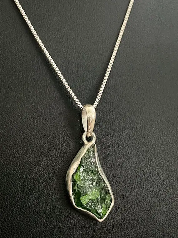 Natural Raw Chrome Diopside Pendant, Sterling Silver Chrome Diopside Necklace, May Birthstone, Bridal Wedding Jewelry, Rough Diopside Charm