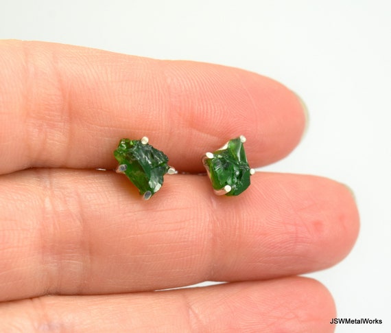 Raw Chrome Diopside Stud Earrings, 925 Sterling Silver Rough Chrome Diopside Gemstone Minimalist Crystal Jewelry