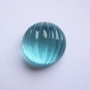 Shop Aquamarine Cabochons! großer runder Aquamarin Cabochon 22 mm, Gravur Schnitzerei, Einzelstück von Unikatmeister | Natural genuine stones & crystals in various shapes & sizes. Buy raw cut, tumbled, or polished gemstones for making jewelry or crystal healing energy vibration raising reiki stones. #crystals #gemstones #crystalhealing #crystalsandgemstones #energyhealing #affiliate #ad