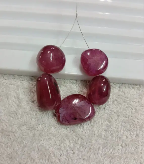 100%!! Natural Ruby Tumble Shape Beads...red Color...aa Quality....smooth Ruby Tumble...weight 110 Cts...wholesale Price...5 Pcs Set !!!